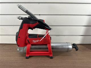 MILWAUKEE TOOLS 2446-20 12 VOLT GREASE GUN TOOL ONLY